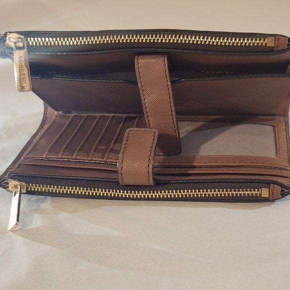 MICHAEL KORS Jet Set Travel MK Signature Double Zip Wristlet Wallet brown - Picture 7 of 15